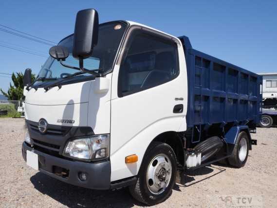 2017 Hino Dutro