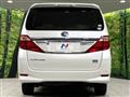 2012 Toyota Alphard Hybrid