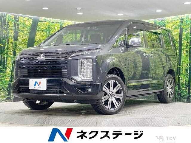 2022 Mitsubishi Delica D5