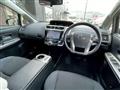 2017 Toyota PRIUS α