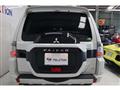 2019 Mitsubishi Pajero