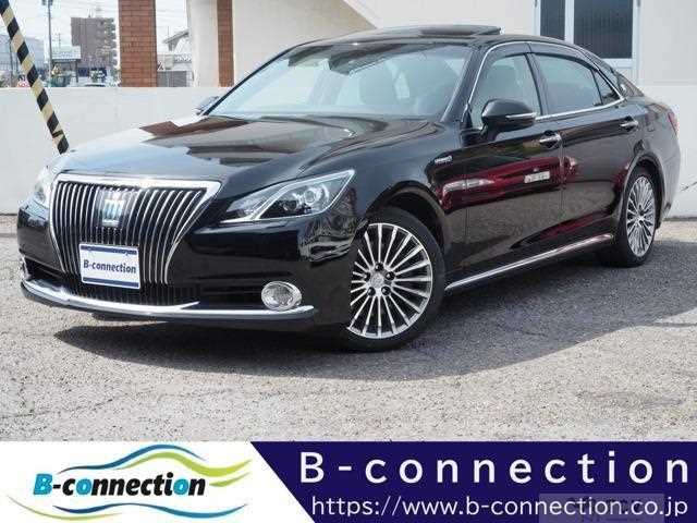 2013 Toyota Crown Majesta