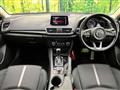 2017 Mazda Axela