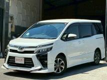 2017 Toyota Voxy