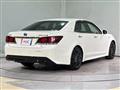 2015 Toyota Crown Hybrid