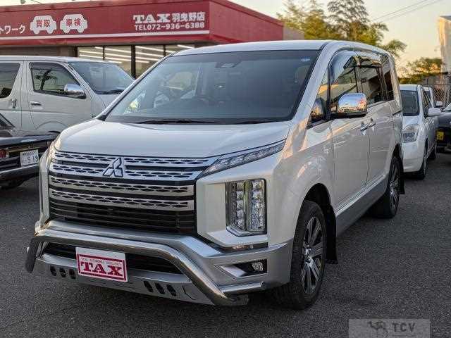 2021 Mitsubishi Delica D5