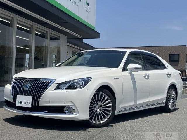 2014 Toyota Crown Majesta