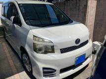 2010 Toyota Voxy