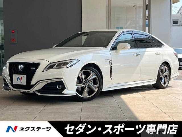 2018 Toyota Crown Hybrid