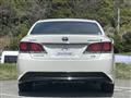 2015 Toyota Crown Hybrid