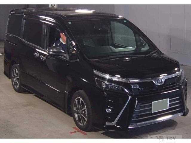 2017 Toyota Voxy