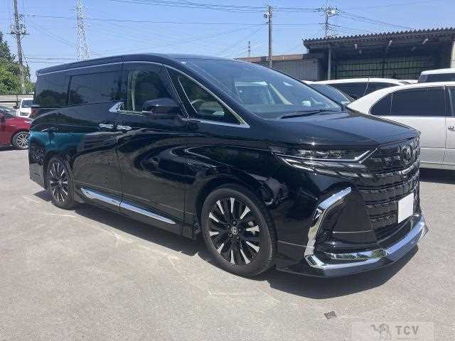 2025 Toyota Alphard Hybrid