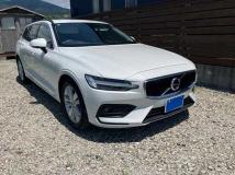 2022 Volvo V60
