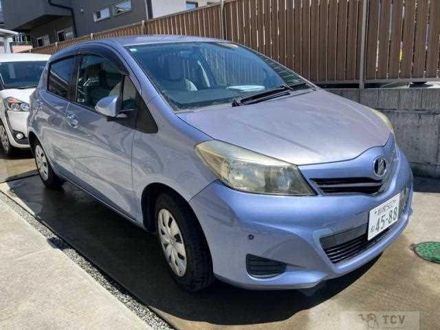2011 Toyota Vitz