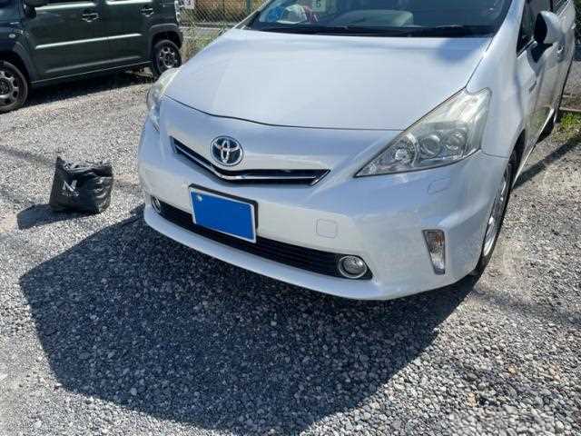 2012 Toyota PRIUS α
