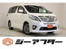 2013 Toyota Alphard G