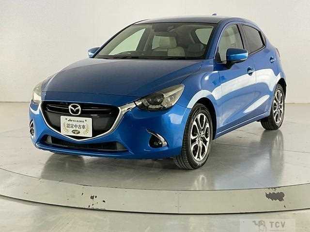 2017 Mazda Demio