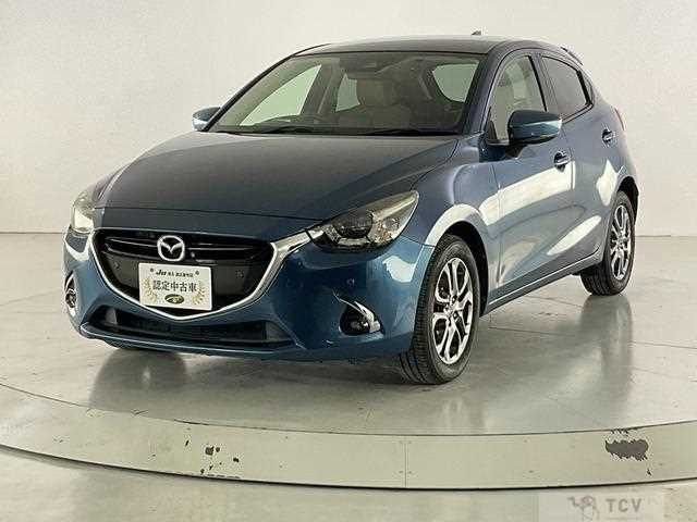 2017 Mazda Demio