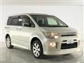 2012 Mitsubishi Delica D5