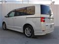 2007 Mitsubishi Delica D5