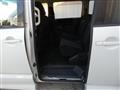 2007 Mitsubishi Delica D5