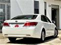 2013 Toyota Crown Hybrid