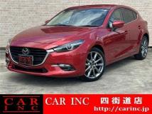 2017 Mazda Axela