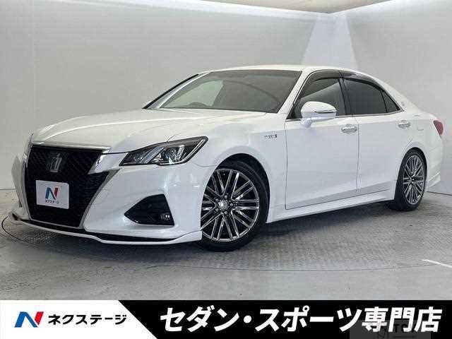 2015 Toyota Crown Hybrid