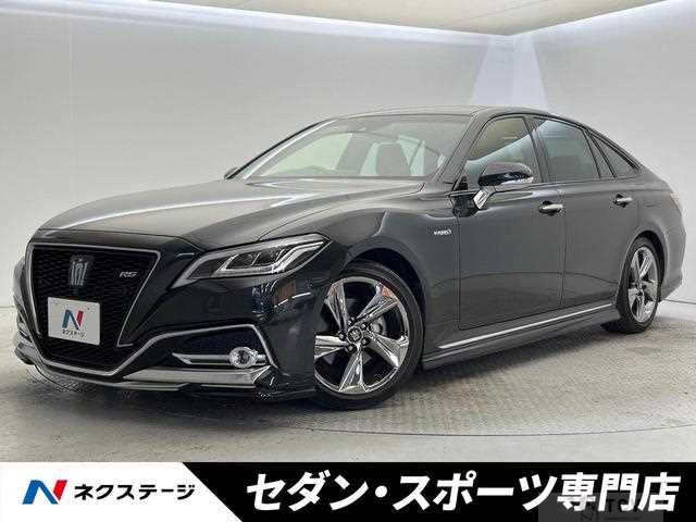 2018 Toyota Crown Hybrid