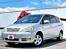 2003 Toyota Ipsum