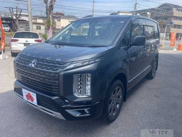 2021 Mitsubishi Delica D5
