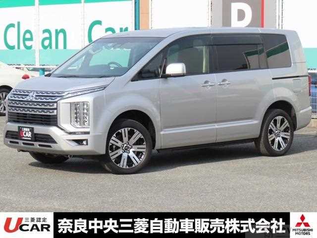 2020 Mitsubishi Delica D5