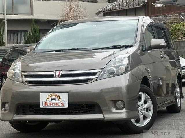2011 Toyota Isis