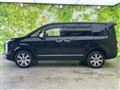 2019 Mitsubishi Delica D5