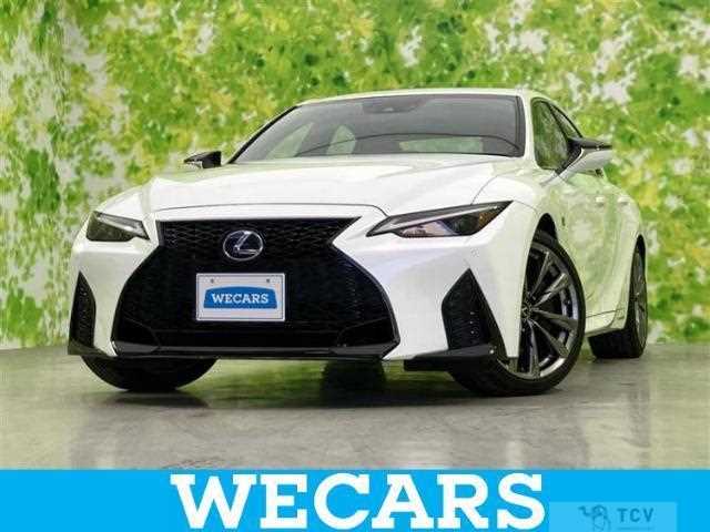2021 Lexus IS