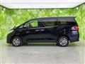 2013 Toyota Alphard Hybrid