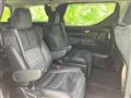 2017 Toyota Alphard Hybrid