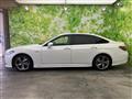 2019 Toyota Crown Hybrid