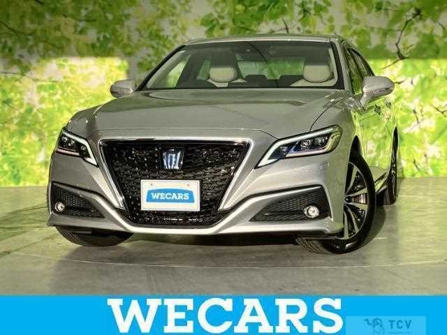 2019 Toyota Crown Hybrid
