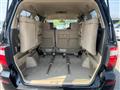 2005 Toyota Alphard V