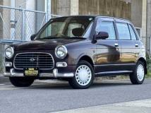 1999 Daihatsu Miragino