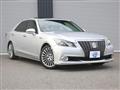 2013 Toyota Crown Majesta