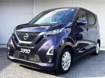 2022 Nissan Nissan Others