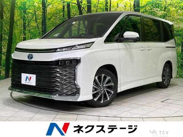 2025 Toyota Voxy