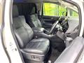 2022 Toyota Alphard Hybrid