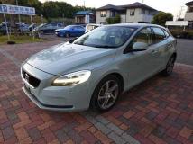 2017 Volvo V40