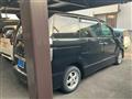 2005 Toyota Voxy