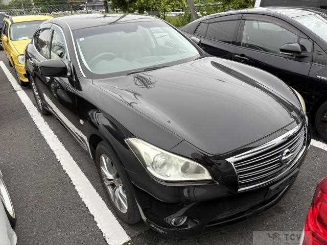 2013 Nissan Fuga