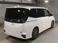 2022 Toyota Voxy