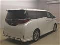 2023 Toyota Alphard Hybrid